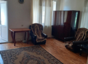 İcarəyə verilir 2 otaqlı 48 m2 köhnə tikili Nəriman Nərimanov m.