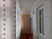 İcarəyə verilir 4 otaqlı 100 m2 köhnə tikili Sahil m.