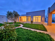 Satılır 4 otaqlı 160 m2 bağ evi Mərdəkan