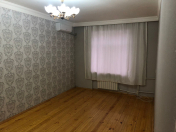 İcarəyə verilir 2 otaqlı 52 m2 köhnə tikili Əhmədli m.