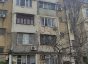 Satılır 3 otaqlı 75 m2 köhnə tikili Qələbə dairəsi