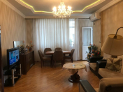 Satılır 2 otaqlı 83 m2 yeni tikili Xalqlar Dostluğu m.