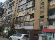 İcarəyə verilir 2 otaqlı 65 m2 köhnə tikili Neftçilər m.