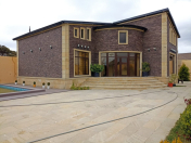 İcarəyə verilir 5 otaqlı 350 m2 bağ evi Şüvəlan Park ticarət mərkəzi