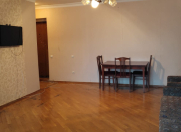 İcarəyə verilir 2 otaqlı 65 m2 köhnə tikili Nəriman Nərimanov m.