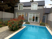 İcarəyə verilir 4 otaqlı 240 m2 bağ evi Şüvəlan Park ticarət mərkəzi