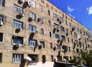 Satılır 3 otaqlı 75 m2 köhnə tikili 8 km