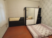 Satılır 1 otaqlı 40 m2 həyət evi İnşaatçılar m.