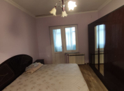 İcarəyə verilir 2 otaqlı 70 m2 köhnə tikili Yeni Yasamal