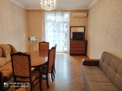 İcarəyə verilir 2 otaqlı 60 m2 köhnə tikili Yasamal r.