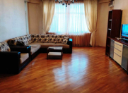 İcarəyə verilir 3 otaqlı 135 m2 yeni tikili Şah İsmayıl Xətai m.