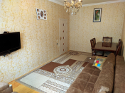 Satılır 3 otaqlı 90 m2 həyət evi Binə