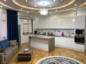 İcarəyə verilir 3 otaqlı 130 m2 yeni tikili Şah İsmayıl Xətai m.