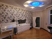 Satılır 3 otaqlı 119 m2 yeni tikili 9 mkr