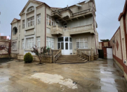 Satılır 6 otaqlı 600 m2 həyət evi Rəsulzadə