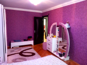 Satılır 3 otaqlı 94 m2 köhnə tikili 8 km