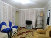 İcarəyə verilir 2 otaqlı 60 m2 köhnə tikili İçəri Şəhər m.