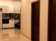 İcarəyə verilir 3 otaqlı 100 m2 yeni tikili Gənclik m.