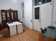 İcarəyə verilir 1 otaqlı 25 m2 ofis 28 May m.