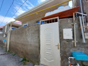 Satılır 3 otaqlı 52 m2 həyət evi Binə