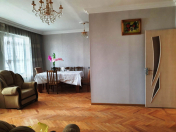 İcarəyə verilir 3 otaqlı 70 m2 köhnə tikili Elmlər Akademiyası m.