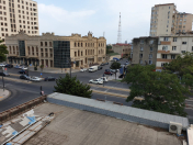 İcarəyə verilir 2 otaqlı 65 m2 köhnə tikili Gənclik m.