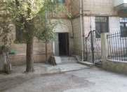 Satılır 4 otaqlı 102 m2 köhnə tikili Badamdar