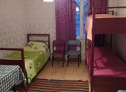 İcarəyə verilir 1 otaqlı 35 m2 köhnə tikili Qara Qarayev m.