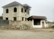 Satılır 6 otaqlı 300 m2 həyət evi Astara
