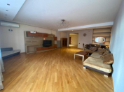 İcarəyə verilir 4 otaqlı 220 m2 yeni tikili 28 May m.