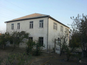 Satılır 5 otaqlı 372 m2 bağ evi Saray