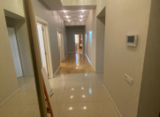 İcarəyə verilir 3 otaqlı 128 m2 yeni tikili 28 May m.