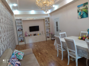 Satılır 2 otaqlı 73 m2 yeni tikili Qara Qarayev m.