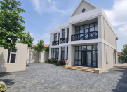İcarəyə verilir 5 otaqlı 280 m2 bağ evi Şüvəlan Park ticarət mərkəzi