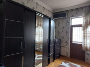 İcarəyə verilir 3 otaqlı 60 m2 köhnə tikili Nəsimi r.