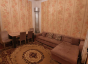 Satılır 4 otaqlı 120 m2 köhnə tikili 28 May m.