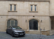 İcarəyə verilir 40 otaqlı 2000 m2 ofis Qız Qalası