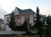 İcarəyə verilir 4 otaqlı 120 m2 həyət evi Şüvəlan