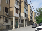 Satılır 1 otaqlı 35 m2 köhnə tikili 8 km