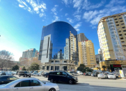 İcarəyə verilir 4 otaqlı 200 m2 yeni tikili 28 May m.