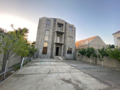 Satılır 12 otaqlı 540 m2 bağ evi Mərdəkan
