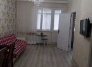 İcarəyə verilir 2 otaqlı 46 m2 köhnə tikili 3 mkr