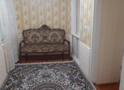 İcarəyə verilir 3 otaqlı 100 m2 köhnə tikili Təzə bazar