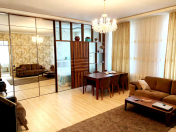 İcarəyə verilir 2 otaqlı 57 m2 köhnə tikili Yasamal r.