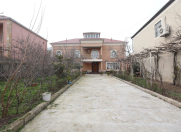 Satılır 5 otaqlı 227 m2 həyət evi Ramana