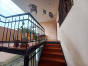 Satılır 6 otaqlı 180 m2 həyət evi Nəriman Nərimanov m.