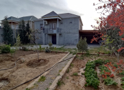 Satılır 4 otaqlı 200 m2 həyət evi Şüvəlan
