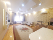 Satılır 4 otaqlı 180 m2 həyət evi Mərdəkan