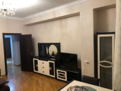 İcarəyə verilir 2 otaqlı 90 m2 yeni tikili Əhmədli