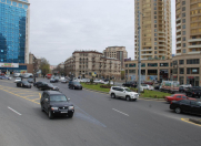 İcarəyə verilir 4 otaqlı 200 m2 yeni tikili Nizami m.